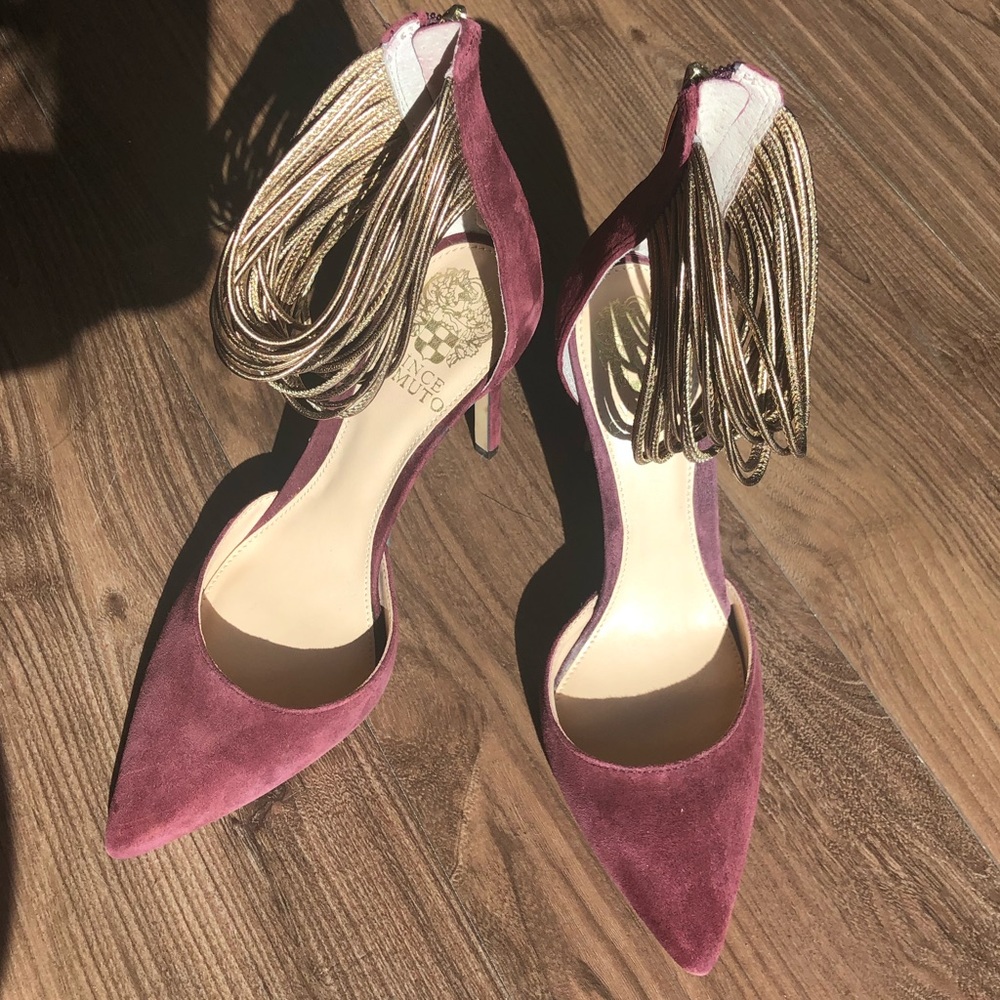 Vince Camuto heel